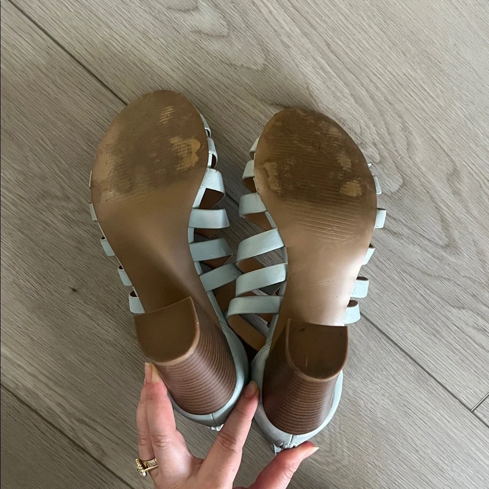 XOXO Pale Blue Crisscross Heeled Sandals Size 7 - Picture 10 of 11